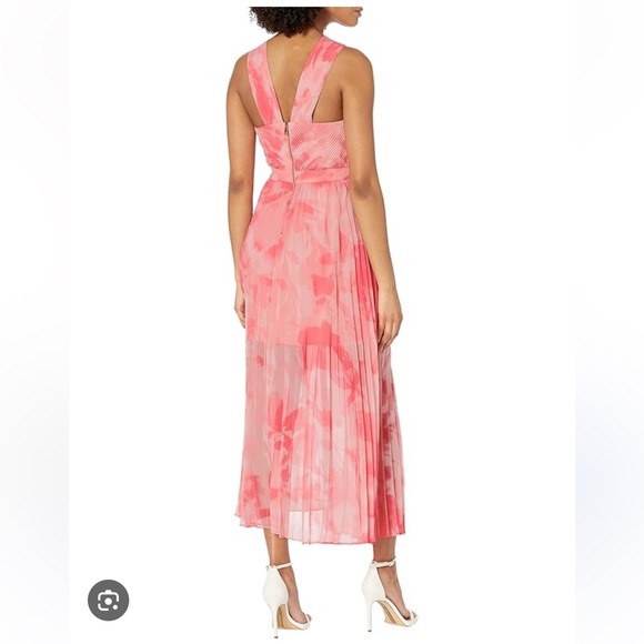 Ted Baker London 🔥 Mirelia Cross-Front Pleated Midi Dress - Picture 13 of 14